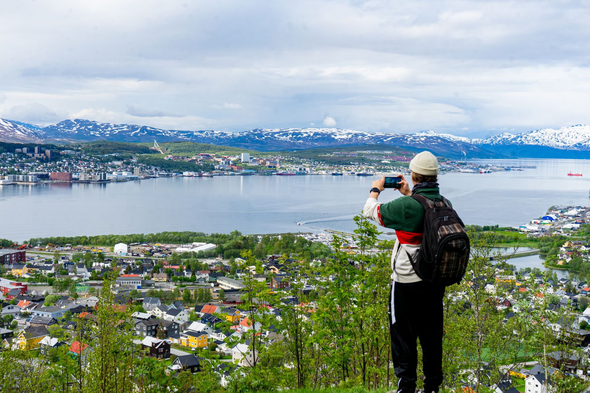 Paysages sans frontières : Comment la nature transcende-t-elle les limites ?